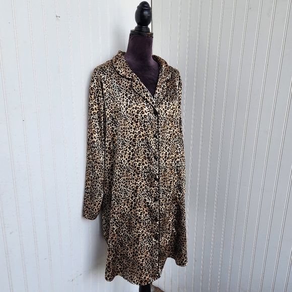 Avenue Body Collared Button Down Sleep Shirt Night Pajamas Satin Leopard 18/ 20 - Picture 2 of 11